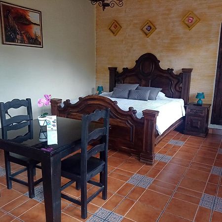 Hotel El Mirador Anexo 1 Santa Lucía Milpas Altas Pokój zdjęcie